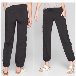 Athleta La Viva Lined Black Pants